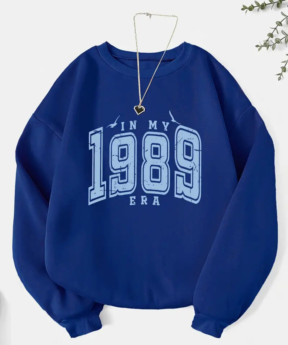 BLUE 1989 Vintage-Inspired Sweatshirt - Comfortable Long Sleeve & Crew Neck Design, Perfect for Daily Casual Wear, Women’s Fashion